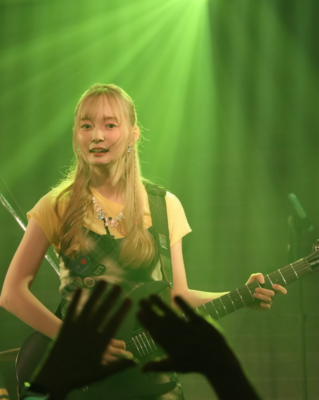 On stage media image