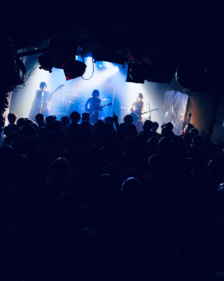 On stage media image