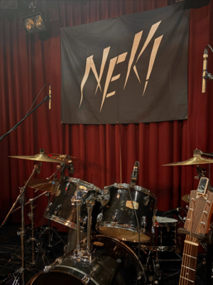 Drum set media image